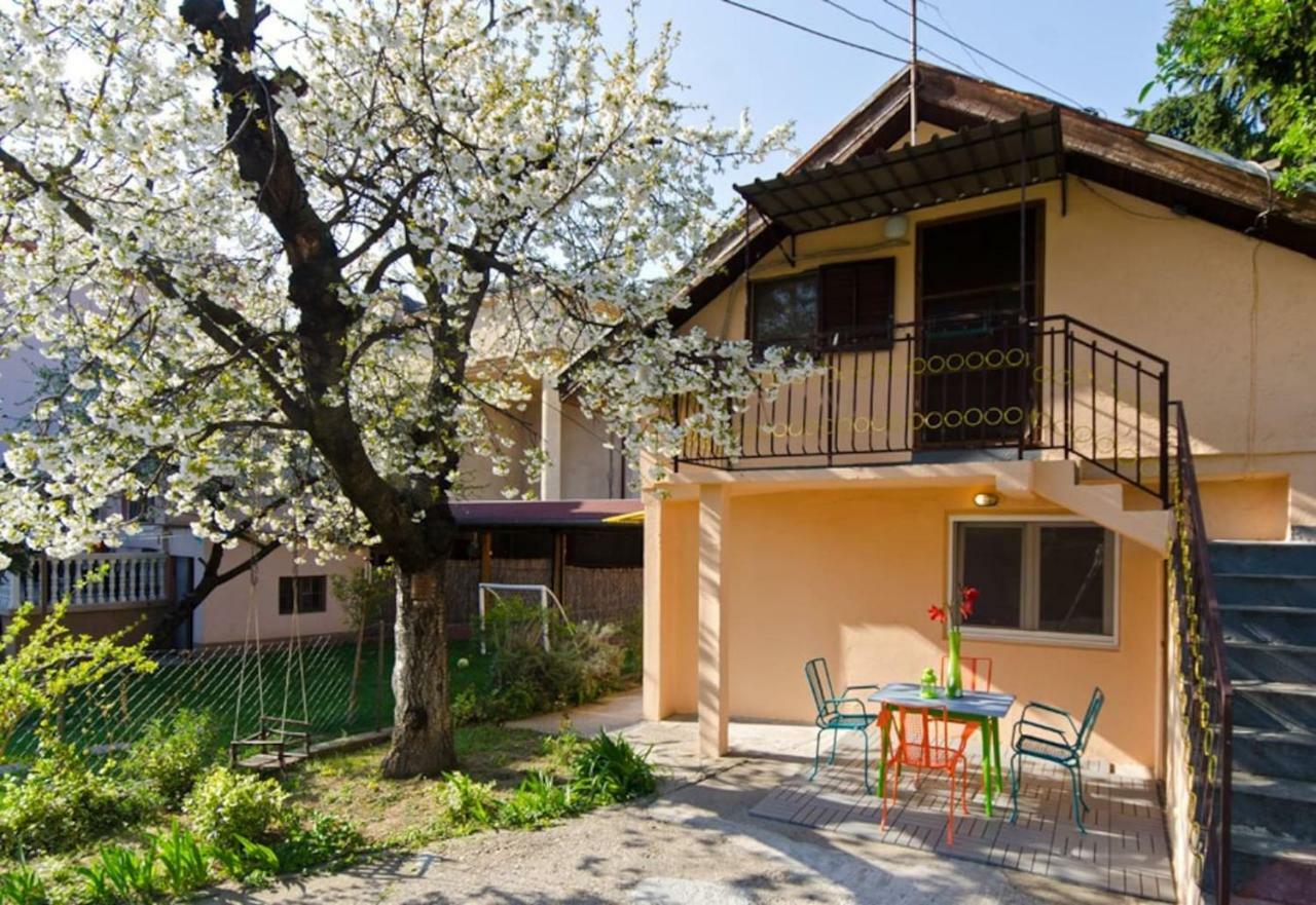 Cherry Tree Art House Белград Экстерьер фото